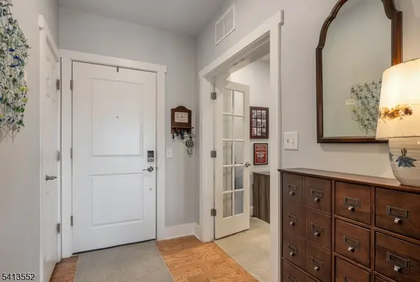 4 Vanderbilt Blvd #408, Florham Park Boro, NJ 07932