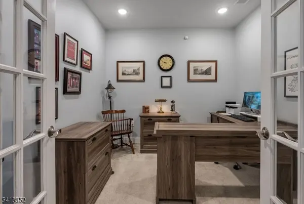 4 Vanderbilt Blvd #408, Florham Park Boro, NJ 07932