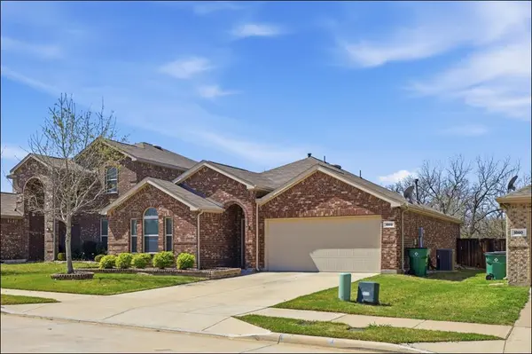 1860 Alamandine Avenue, Cross Roads, TX 76227