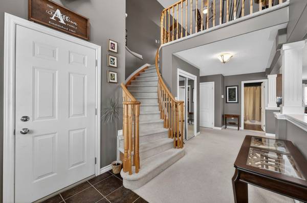 16 Sheppard DR, Tay, ON L0K 2A0