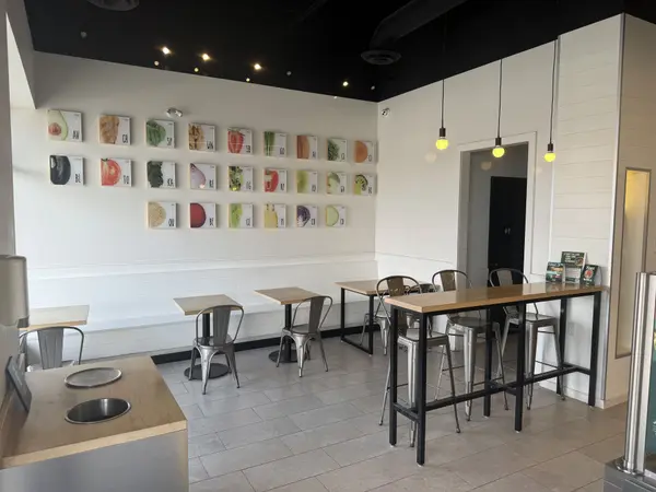 330 Dundas ST E, Oakville, ON L6H 6Z9