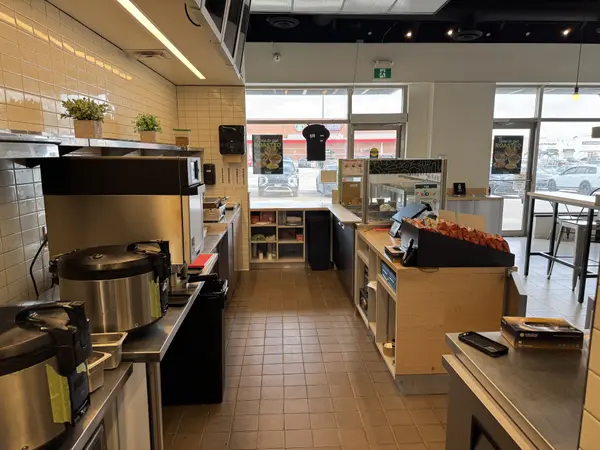 330 Dundas ST E, Oakville, ON L6H 6Z9