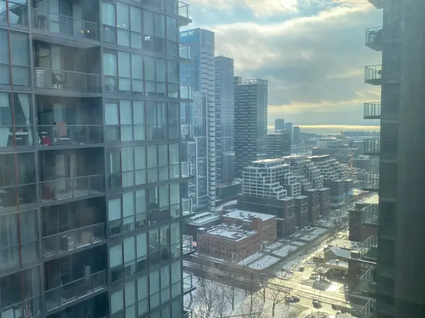 357 King ST W #2909, Toronto C01, ON M5V 1K1