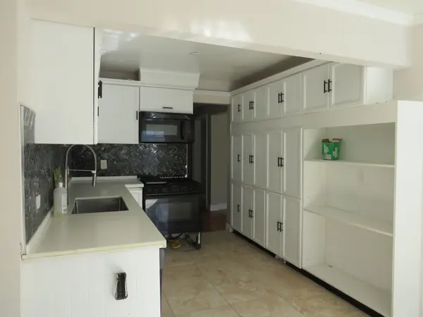 824 Crowells ST, Oshawa, ON L1K 1X3