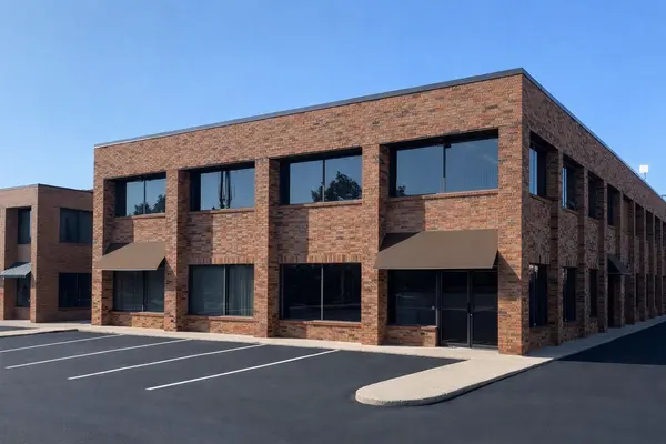 472 Morden RD #203, Oakville, ON L6K 3W4