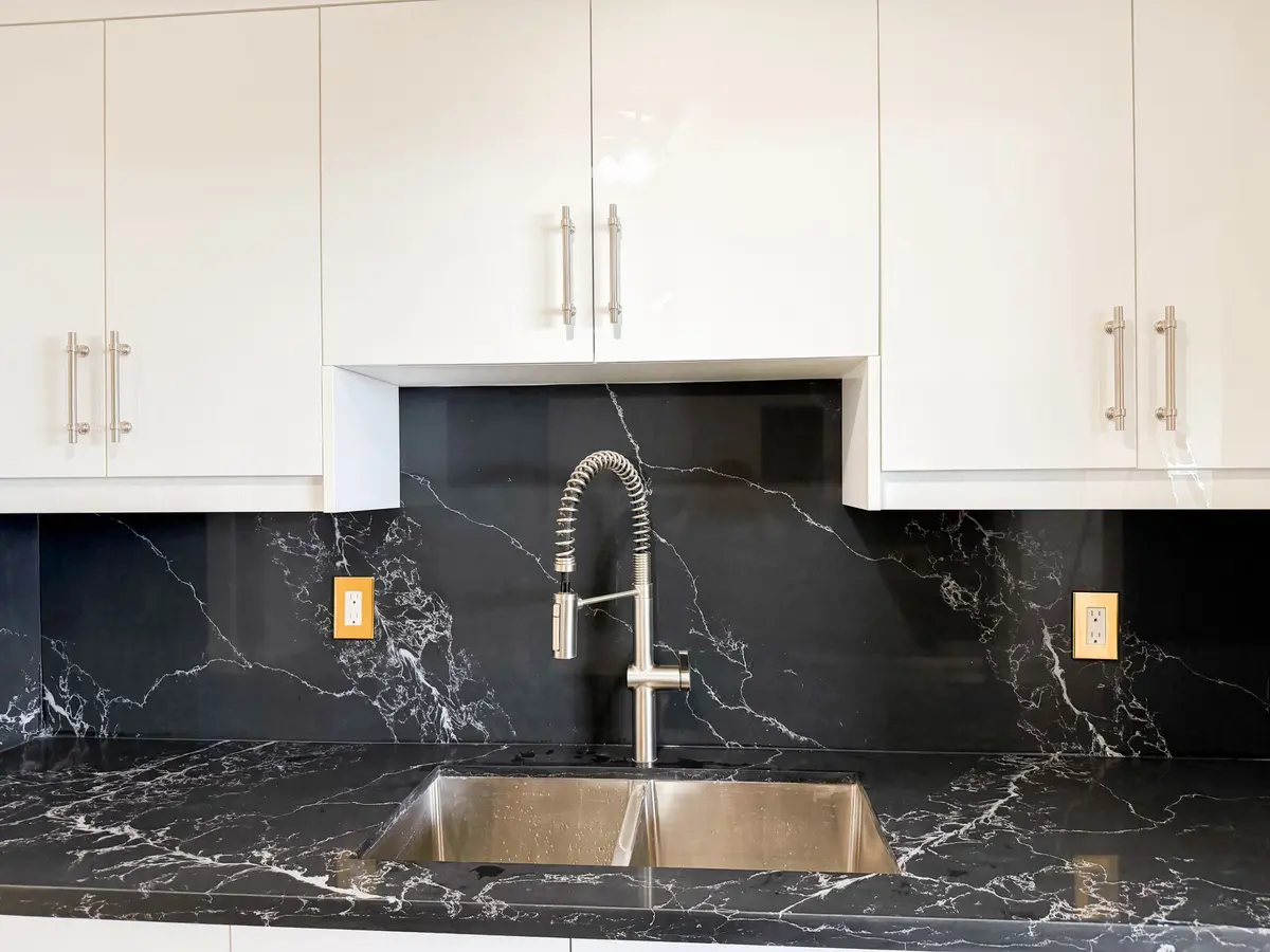 270 Palmdale DR #1503, Toronto E05, ON M1T 3N8