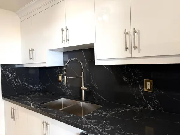 270 Palmdale DR #1503, Toronto E05, ON M1T 3N8