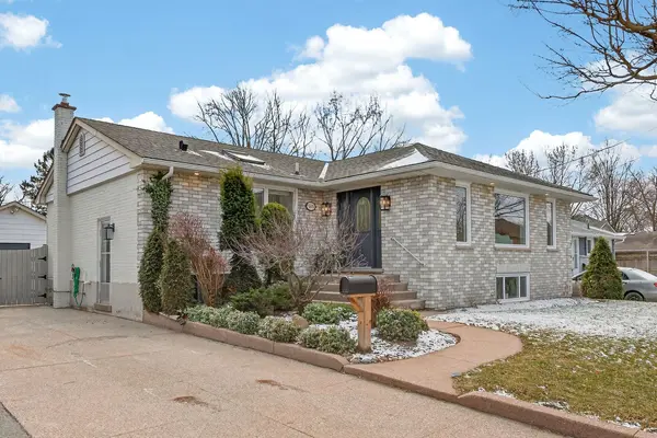 5418 ANTHONY PL, Burlington, ON L7L 3G8