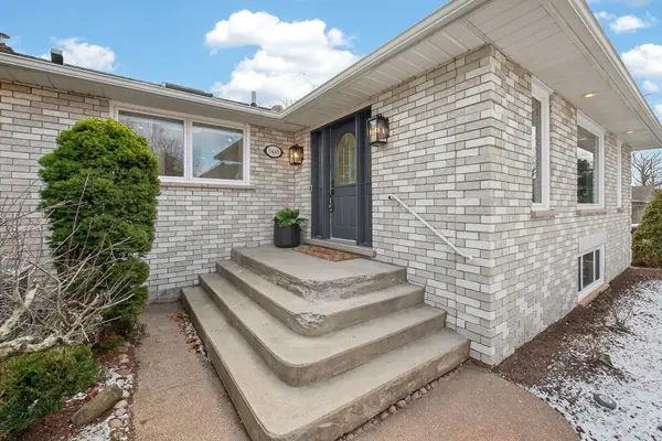 5418 ANTHONY PL, Burlington, ON L7L 3G8