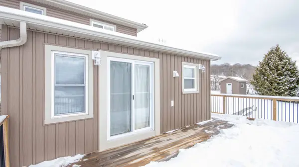 83 Siberia RD W, Madawaska Valley, ON K0J 1B0