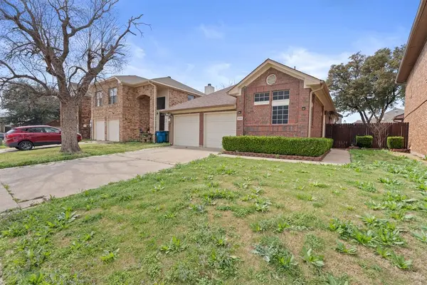 1355 Jasmine Drive, Lewisville, TX 75077