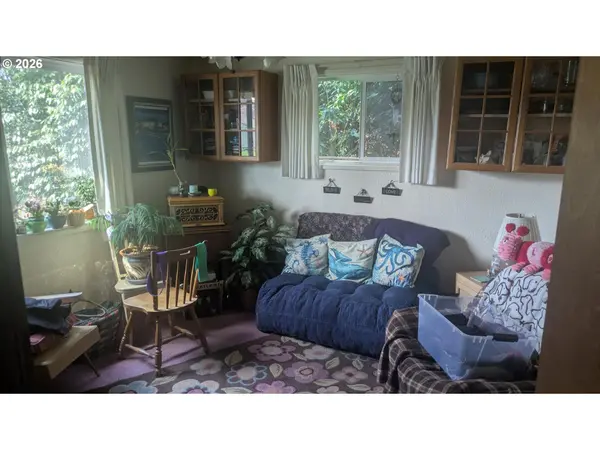 4280 AVALON ST, Eugene, OR 97402