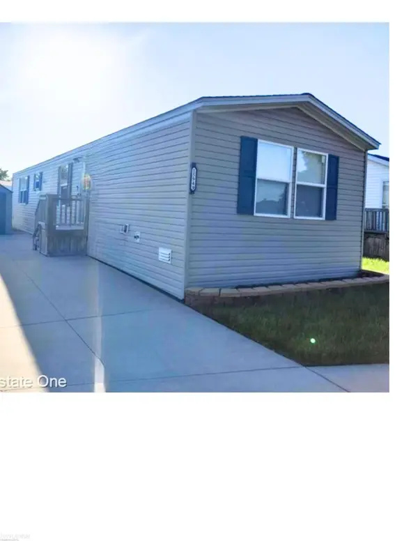 15949 Charlemagne AVE, Clinton Twp, MI 48038