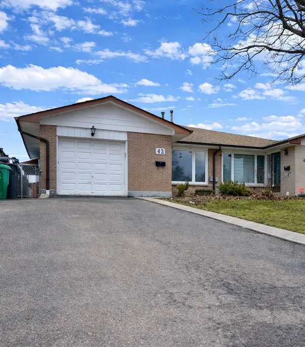 42 Wilton DR, Brampton, ON L6W 3A1