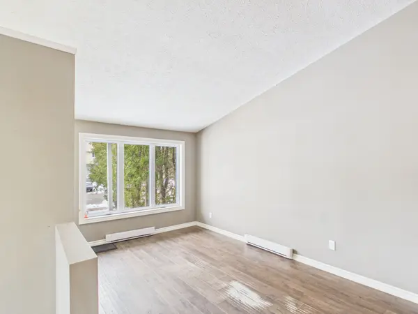 655 Hunter ST, Kincardine, ON N2Z 1S2