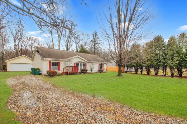 7175 Ozga ST, Romulus, MI 48174