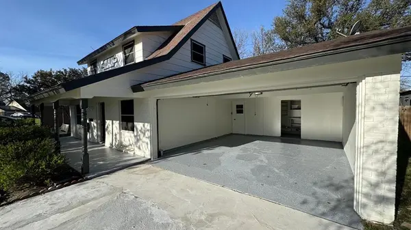 706 Commerce Street, Euless, TX 76040