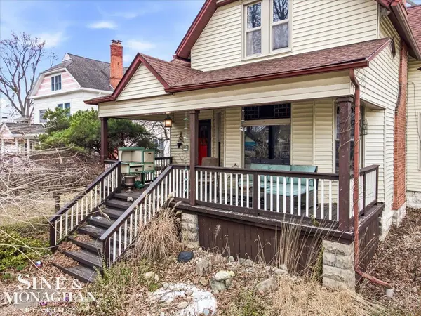 1713 St Clair River DR, Algonac, MI 48001