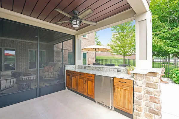 11565 Wellington CT, Morton Twp, MI 49346