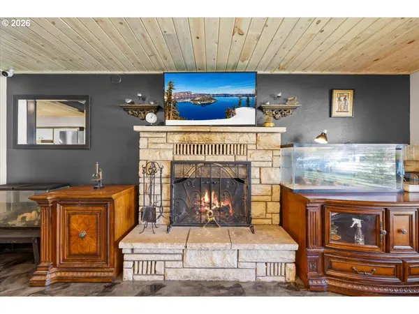 1408 SISKIYOU BLVD, Medford, OR 97504