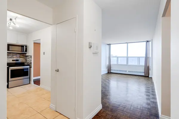 5 Vicora Linkway N/A #1602, Toronto C11, ON M3C 1A4