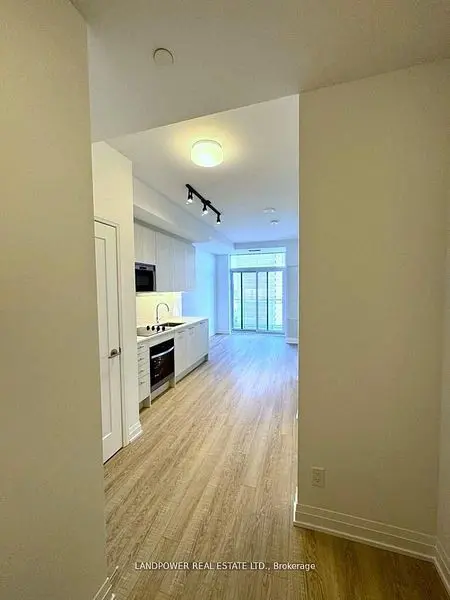 286 Main ST #806, Toronto E02, ON M4C 0B3