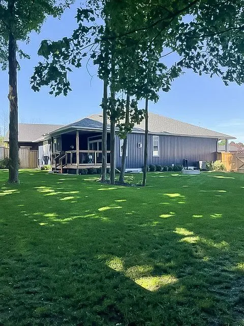 48 Schmidt WAY, Quinte West, ON K8V 0L6