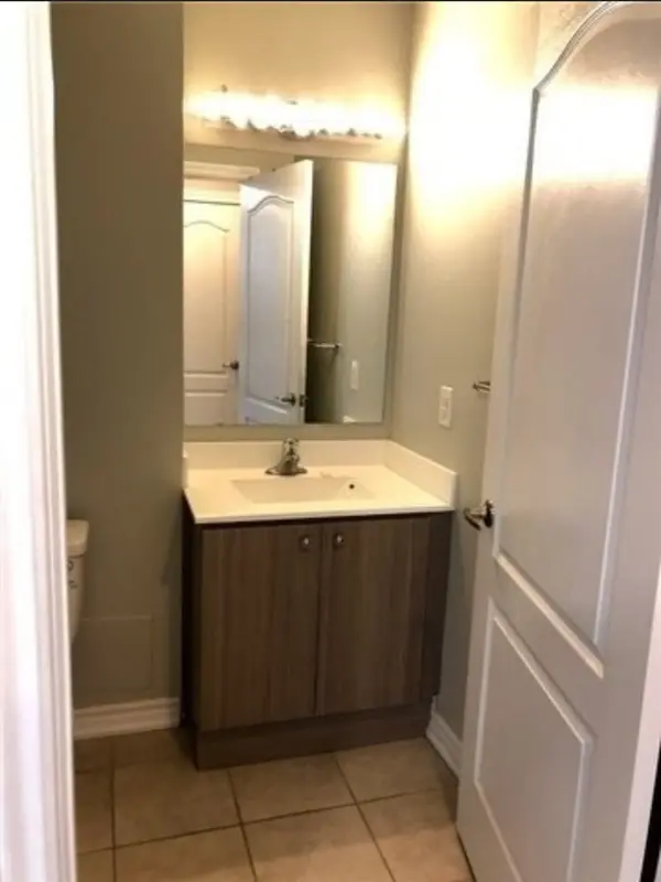 8323 Kennedy RD #505, Markham, ON L3R 1J5