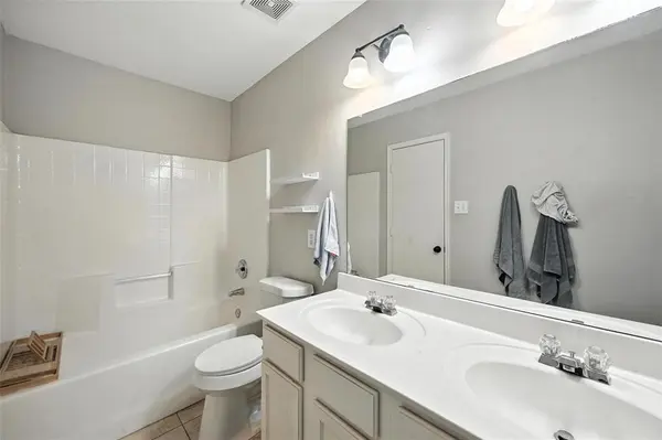 1217 Golden Sand Drive, Denton, TX 76210