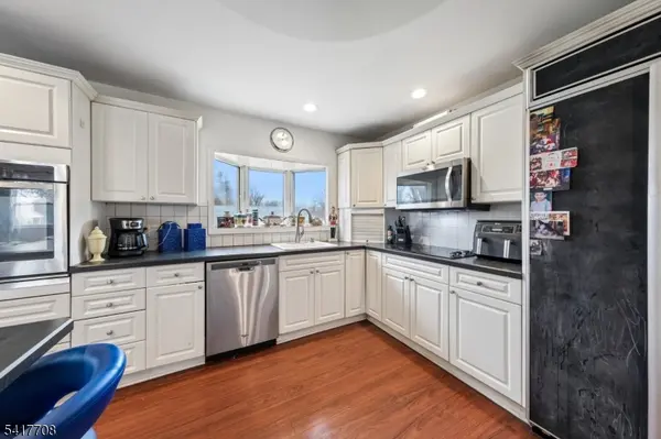 2 Caryn Pl, Fairfield Twp., NJ 07004