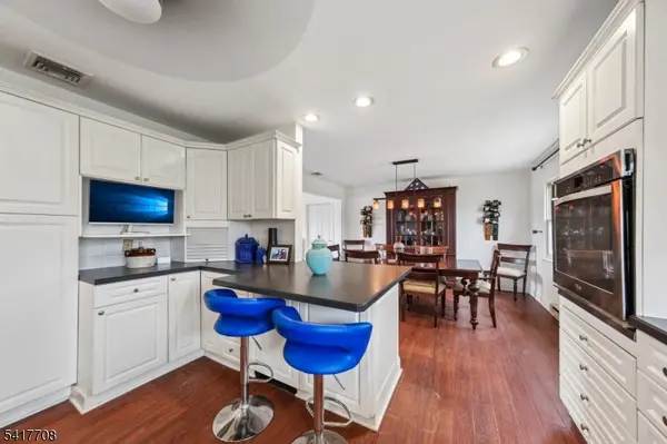 2 Caryn Pl, Fairfield Twp., NJ 07004