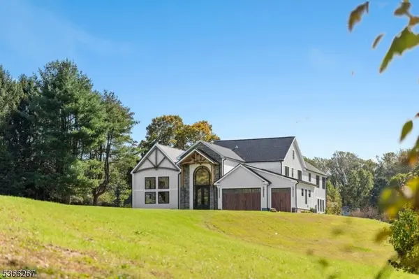 465 Cherry Ln, Mendham Boro, NJ 07945