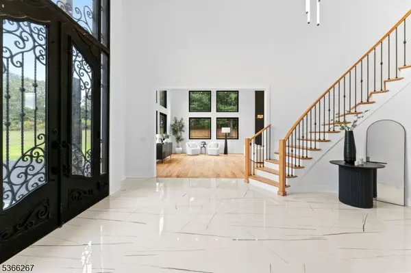 465 Cherry Ln, Mendham Boro, NJ 07945