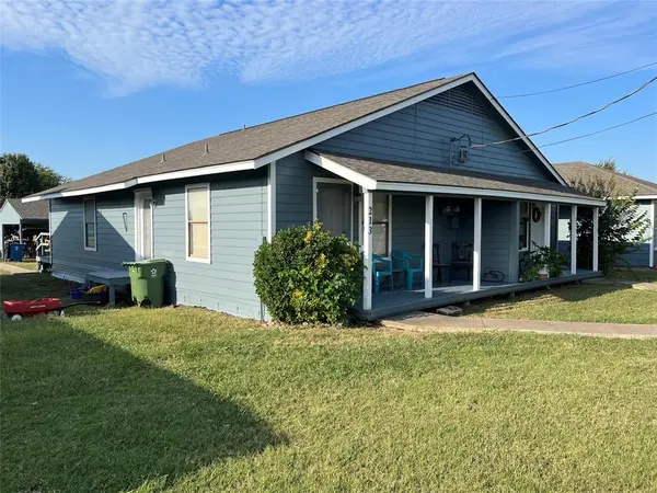 213-215 W Cedar Street, Gunter, TX 75058