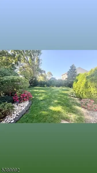 902 10Th St, Union Beach Boro, NJ 07735