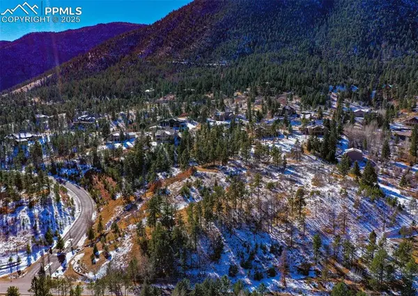 5330 Chipita Pines DR, Cascade, CO 80809