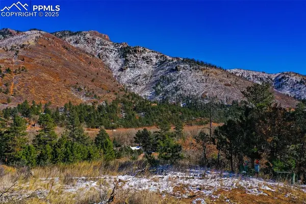 5330 Chipita Pines DR, Cascade, CO 80809