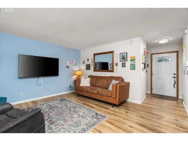 2338 SE 124TH AVE, Portland, OR 97233