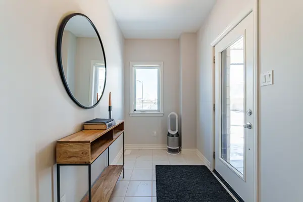 215 Pastel WAY, Barrhaven, ON K2J 6M8