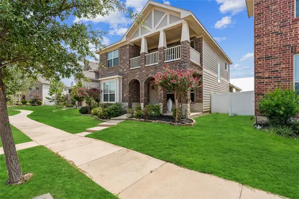 1120 Black Cherry Drive, Aubrey, TX 76227