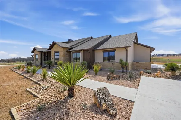 2004 Denali Pass, Aledo, TX 76008