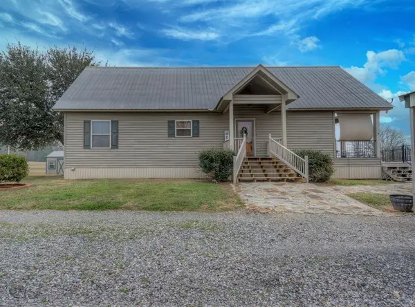 230 Sunset Drive, Coushatta, LA 71019