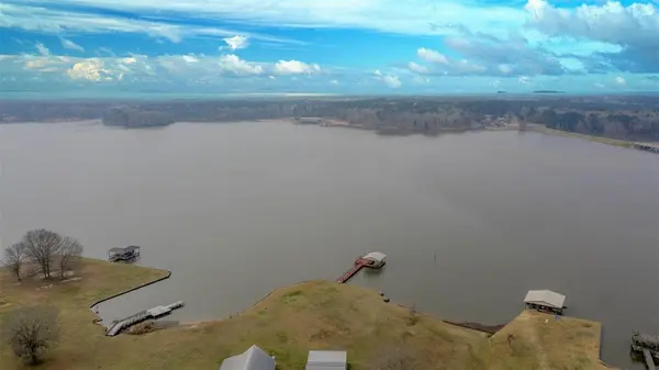 230 Sunset Drive, Coushatta, LA 71019