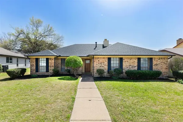 1666 Clydesdale Drive, Lewisville, TX 75067
