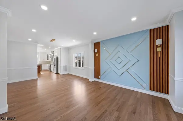 15 Scott Ter, Clifton City, NJ 07013