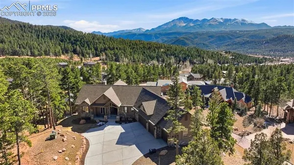 321 Thunder Ridge DR, Woodland Park, CO 80863