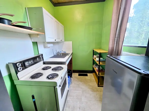 220 Emerald ST N, Hamilton, ON L8L 5K8