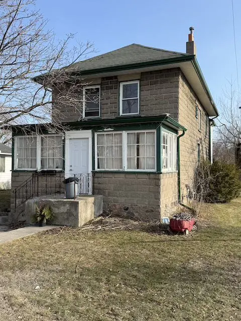 105 Pine ST, Belleville, ON K8N 2M9