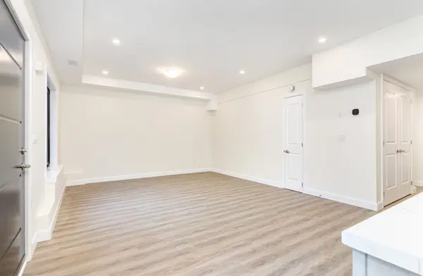 274 King ST E #1, Cobourg, ON K9A 1L8