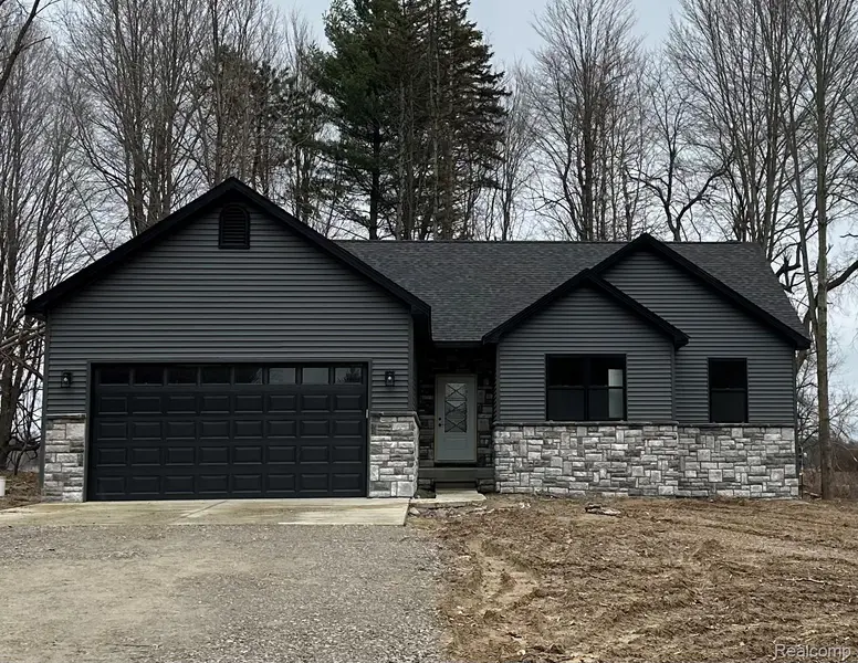 1452 Debi Ann DR, Mayfield Township, MI 48446